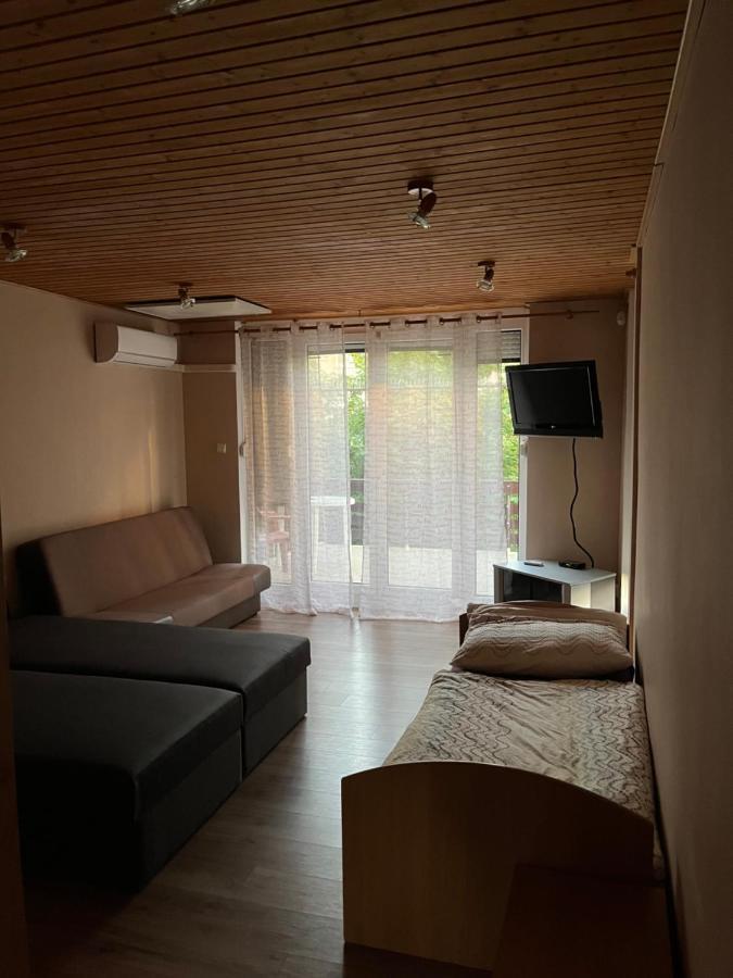 Apartment Jane Senec Dış mekan fotoğraf