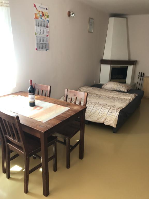 Apartment Jane Senec Dış mekan fotoğraf